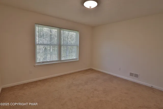 $525,000 | 163 Scenic Drive, Blakeslee, PA 18610