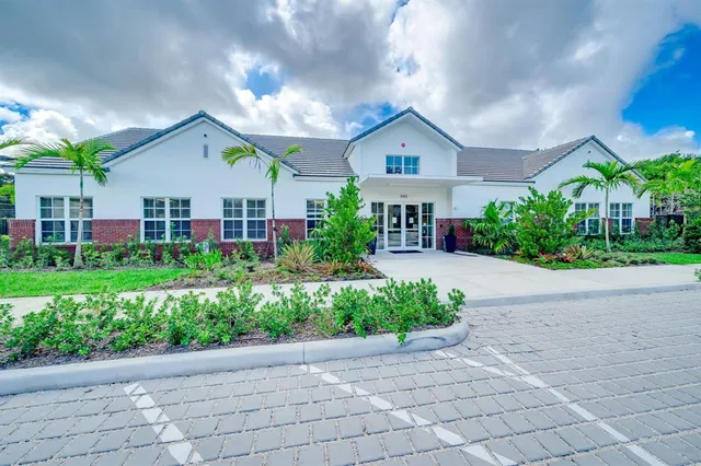 $1,024,900 | 12422 Classic Drive, Coral Springs, FL 33071