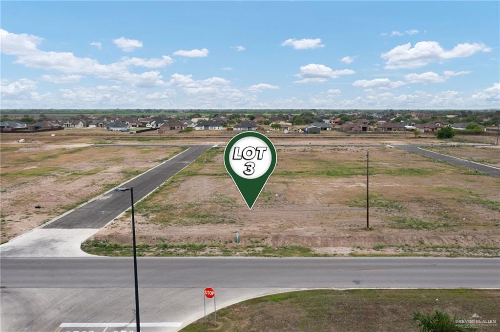 310 Mile 16 North Edcouch, TX 78538 - Photo 3 of 4 a view of a city
