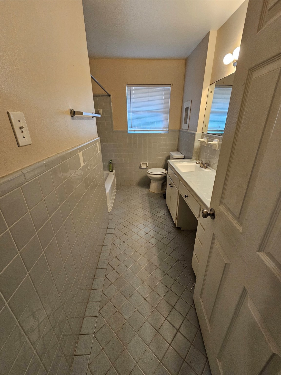 8322 Wynbrook Street Houston, TX 77061 - Photo 12 of 20