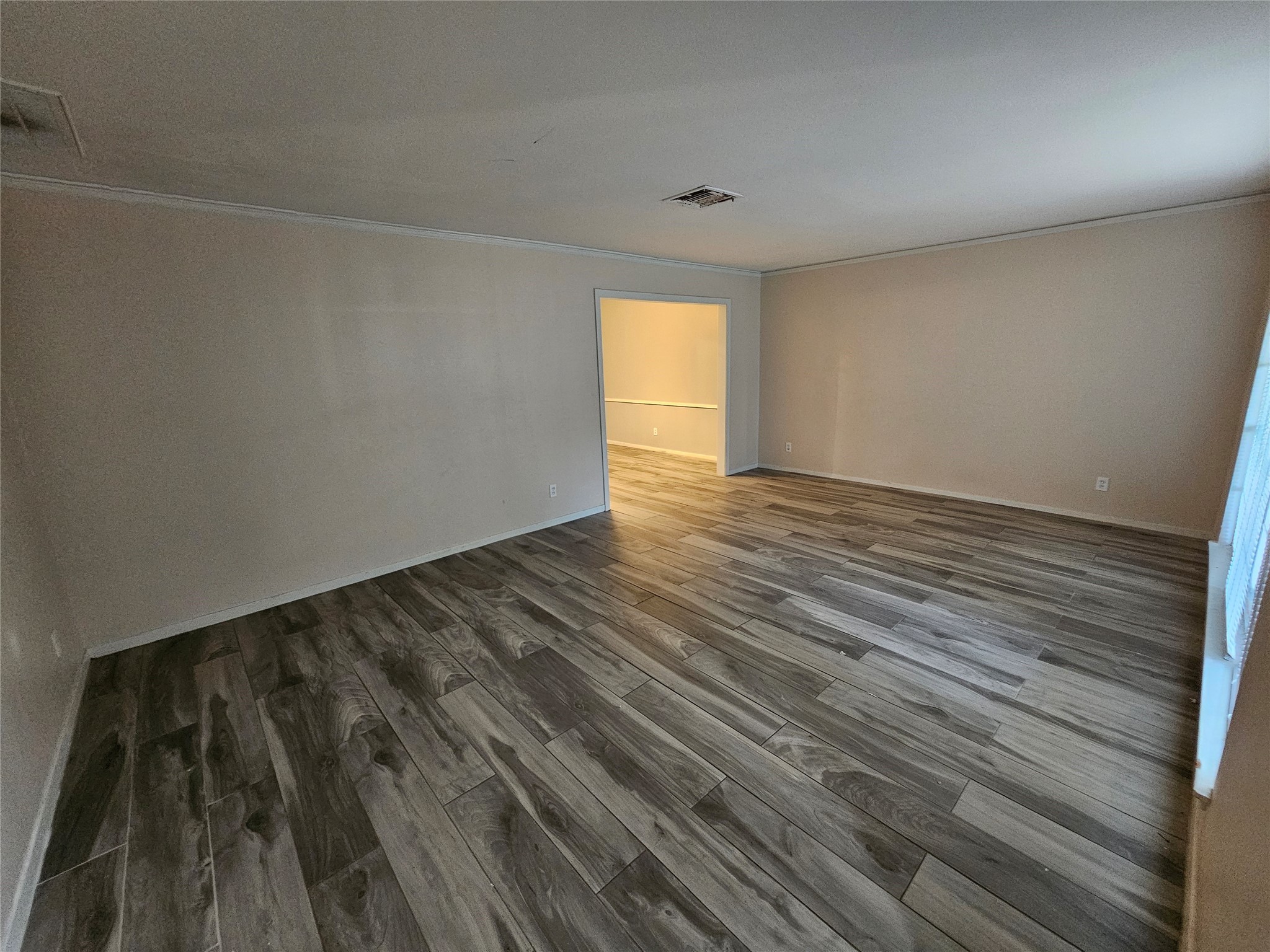 8322 Wynbrook Street Houston, TX 77061 - Photo 6 of 20