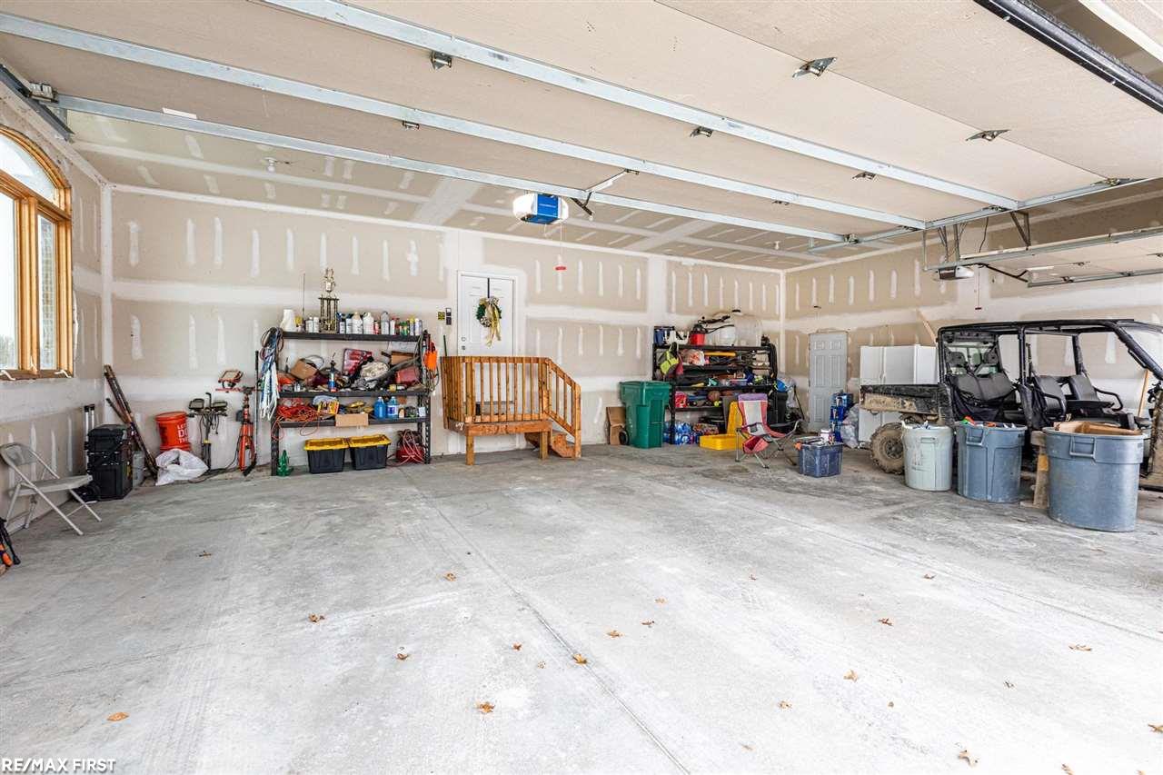 8730 Division Road Columbus, MI 48063 - Photo 32 of 39