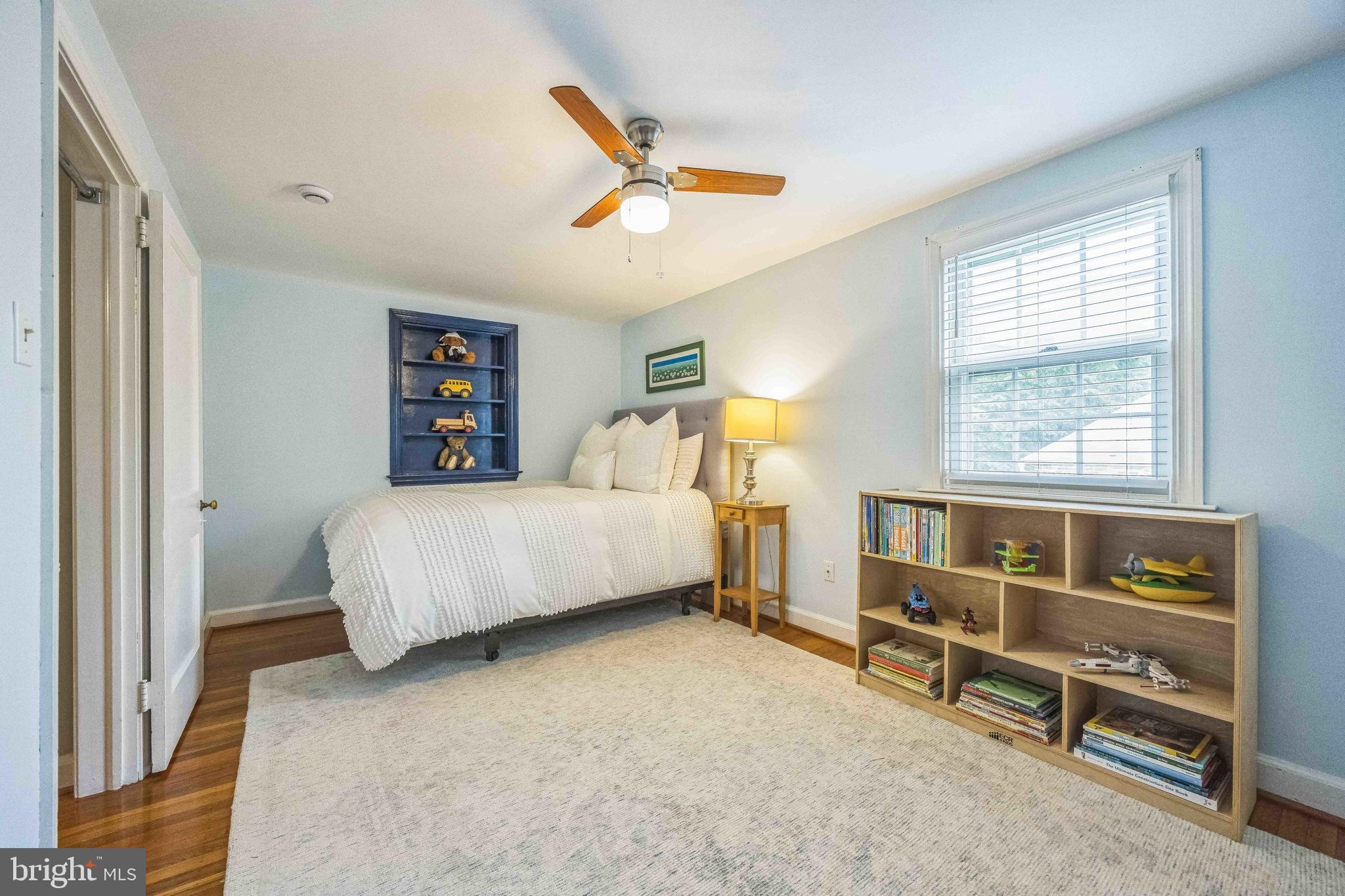 727 Hemlock Road Media, PA 19063 - Photo 30 of 37 a bedroom with a bed and a dresser