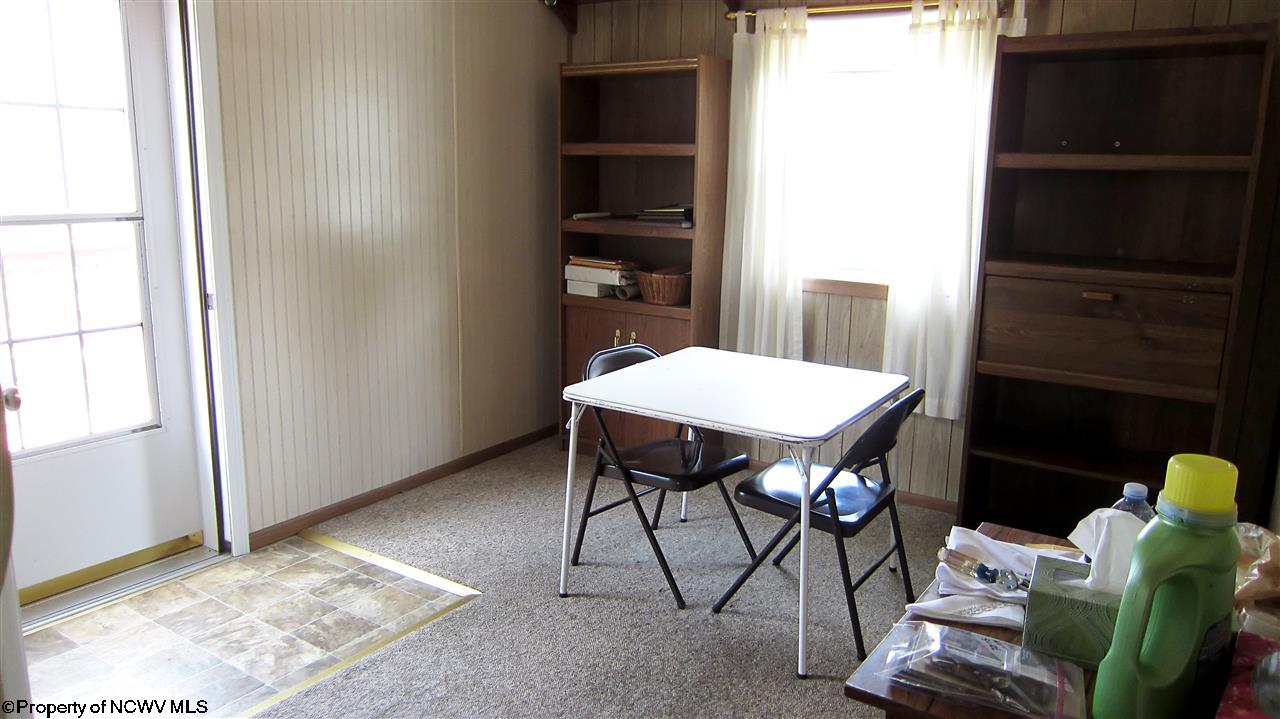 35 Phillips Road Morgantown, WV 26508 - Photo 4 of 16 Gallery Image 4