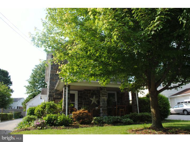 389 Sugartown Road Wayne, PA 19087 - Photo 3 of 20 Gallery Image 3