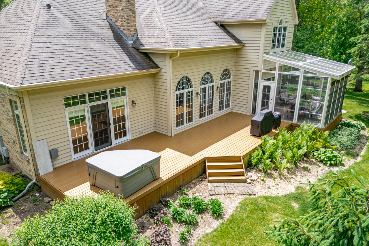 2319 Thompson Road Bull Valley, IL 60097 - Photo 30 of 38 Gallery Image 30