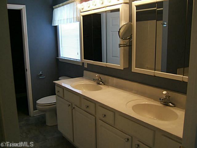 2268 Coltrane Mill Road Archdale, NC 27263 - Photo 9 of 13 Master Bath/Spa.