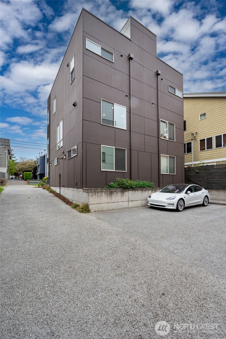 738 D N 95th Seattle, WA 98103 - Photo 24 of 26