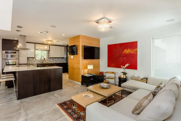 $4,990 | 2005 Potomac Drive, Unit B, Houston, TX 77057