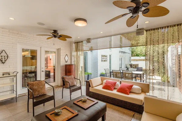 $4,990 | 2005 Potomac Drive, Unit B, Houston, TX 77057