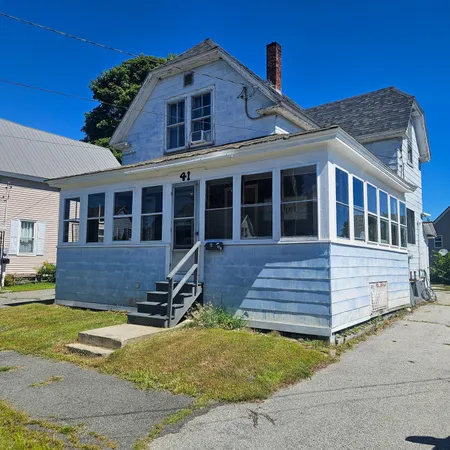 $139,000 | 41 Katahdin Avenue, Millinocket, ME 04462