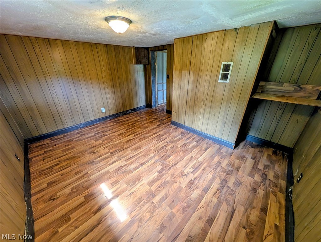 3102 Canton Road Northwest Carrollton, OH 44615 - Photo 14 of 35