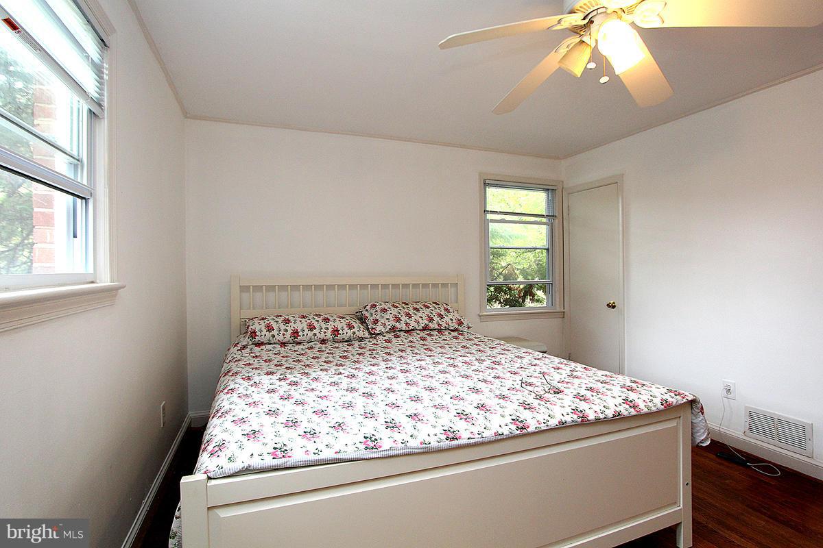 512 Derrydown Lane Silver Spring, MD 20904 - Photo 14 of 29 Bedroom (Master)