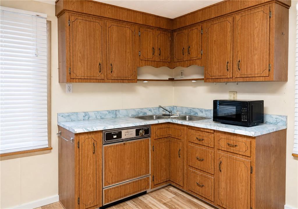 1106 Delaware Street Export, PA 15632 - Photo 8 of 26