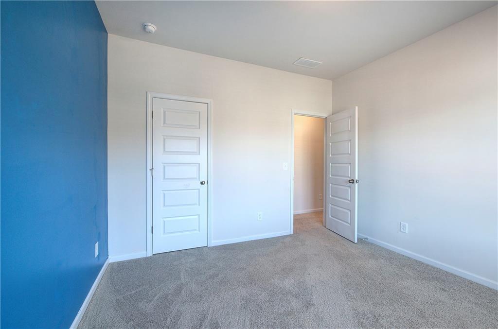 509 Alma Street Cartersville, GA 30121 - Photo 34 of 39 a view of an empty room