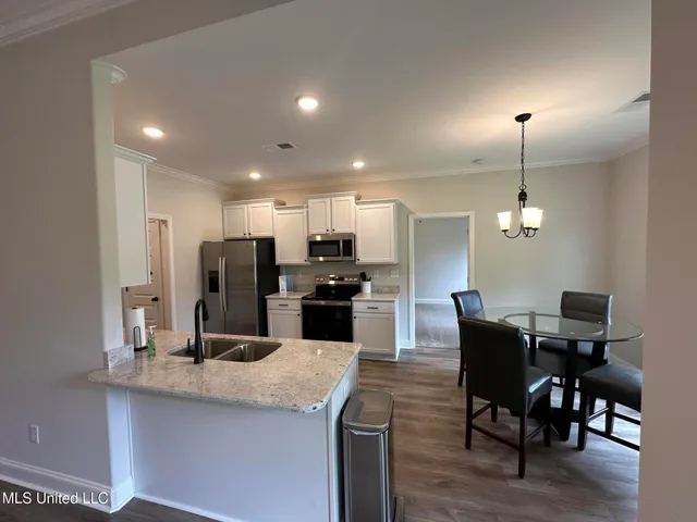 $349,900 | 1009 Collie Drive, Hernando, MS 38651