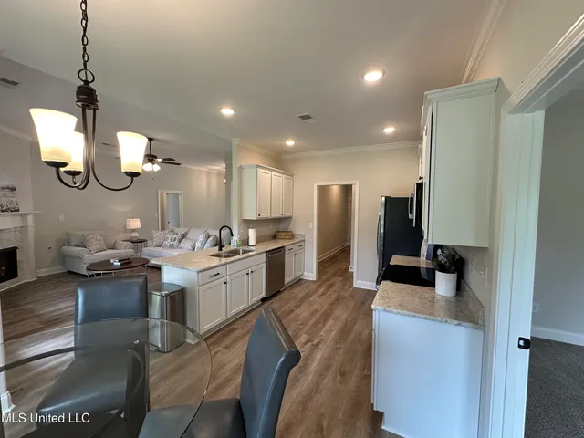 $349,900 | 1009 Collie Drive, Hernando, MS 38651