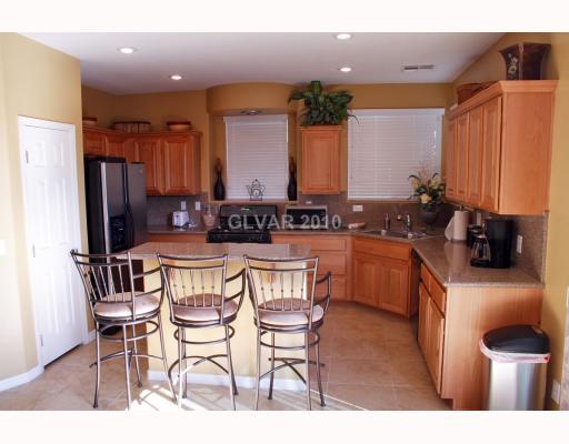 383 Foster Springs Road Las Vegas, NV 89148 - Photo 8 of 22 Kitchen.