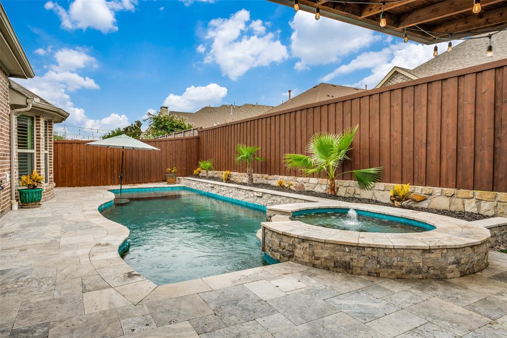 2348 Mare Road Carrollton, TX 75010 - Photo 18 of 21