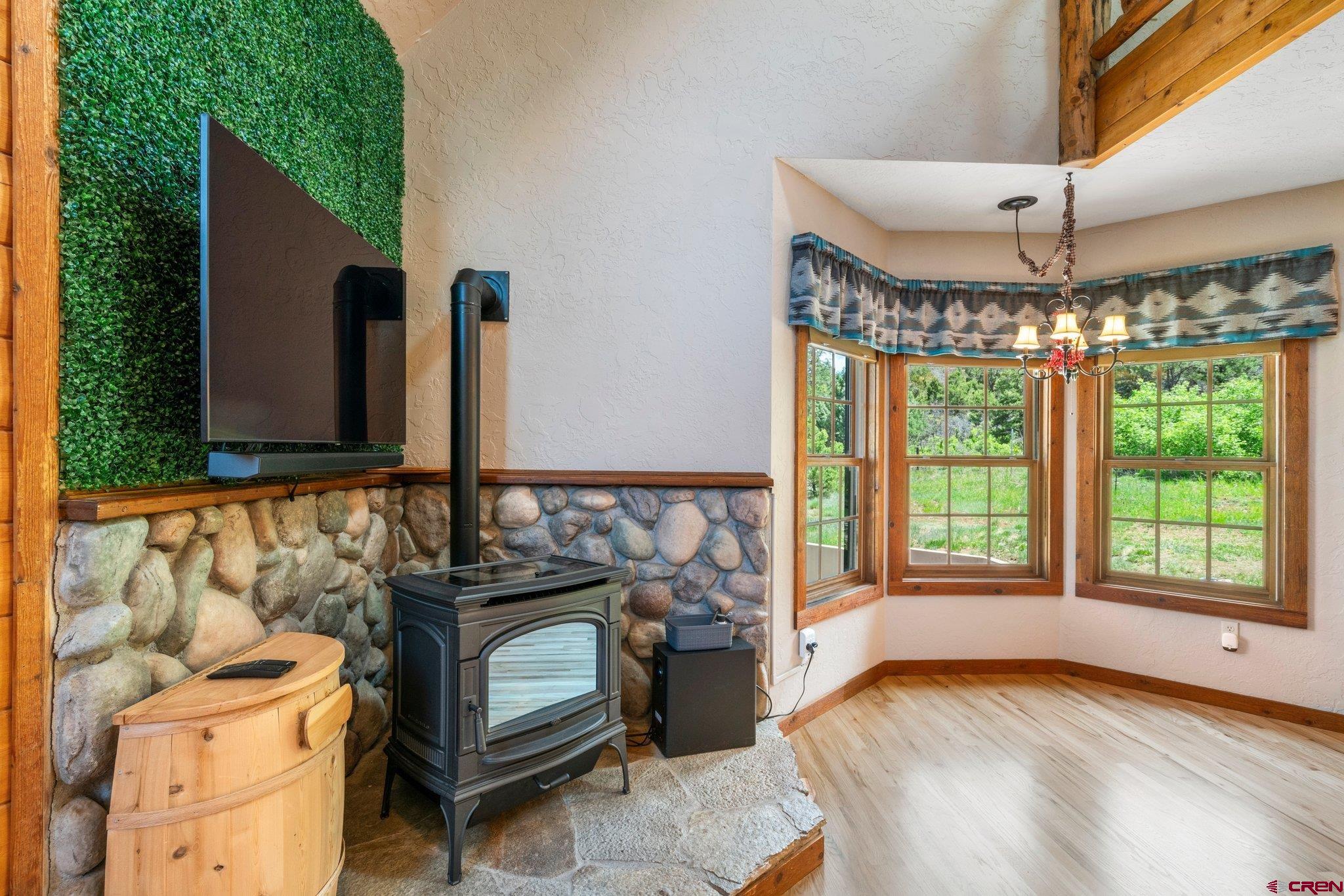 706 Fantango Road Durango, CO 81301 - Photo 7 of 35 Gallery Image 7