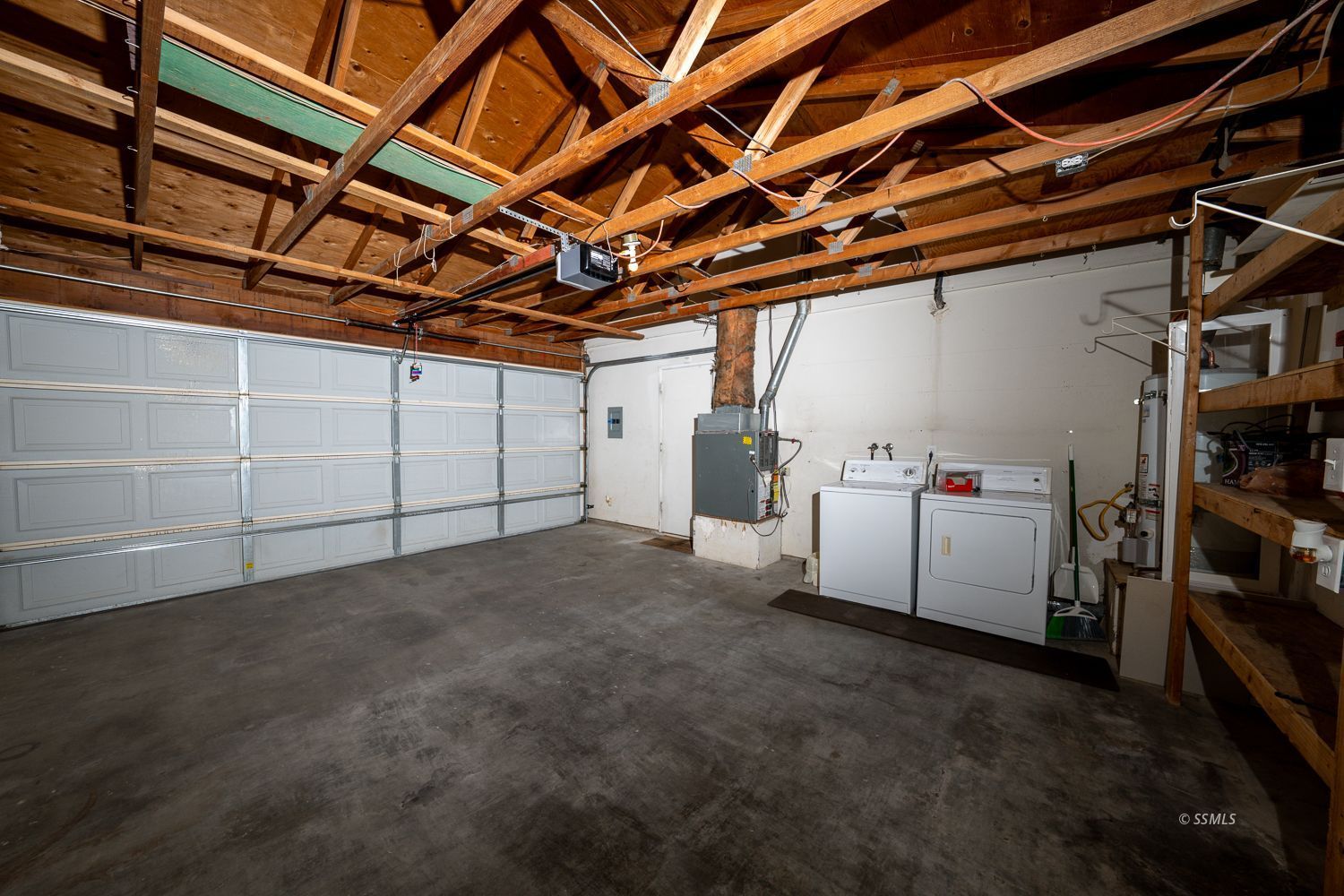 217 South Richmond Road Ridgecrest, CA 93555 - Photo 11 of 27