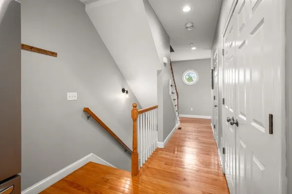 $889,900 | 8 Gates Lane, Unit A, Wakefield, MA 01880