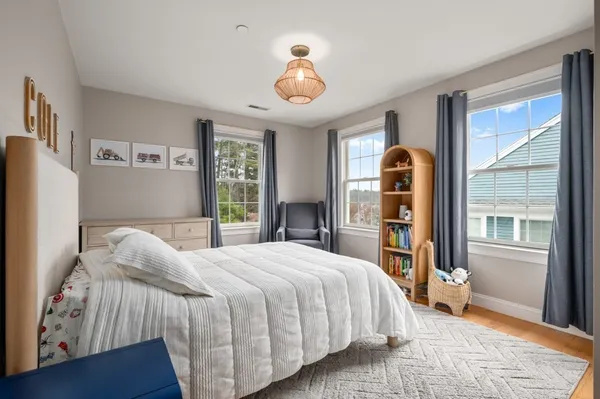 $889,900 | 8 Gates Lane, Unit A, Wakefield, MA 01880