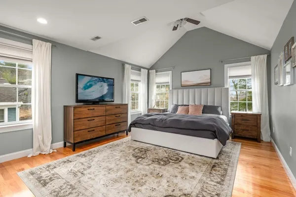 $889,900 | 8 Gates Lane, Unit A, Wakefield, MA 01880