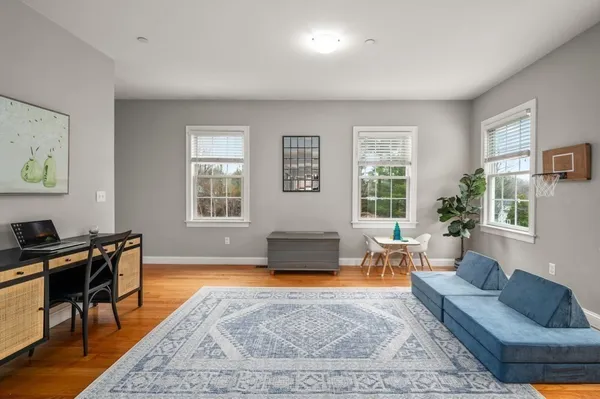 $889,900 | 8 Gates Lane, Unit A, Wakefield, MA 01880