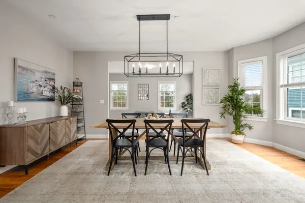 $889,900 | 8 Gates Lane, Unit A, Wakefield, MA 01880