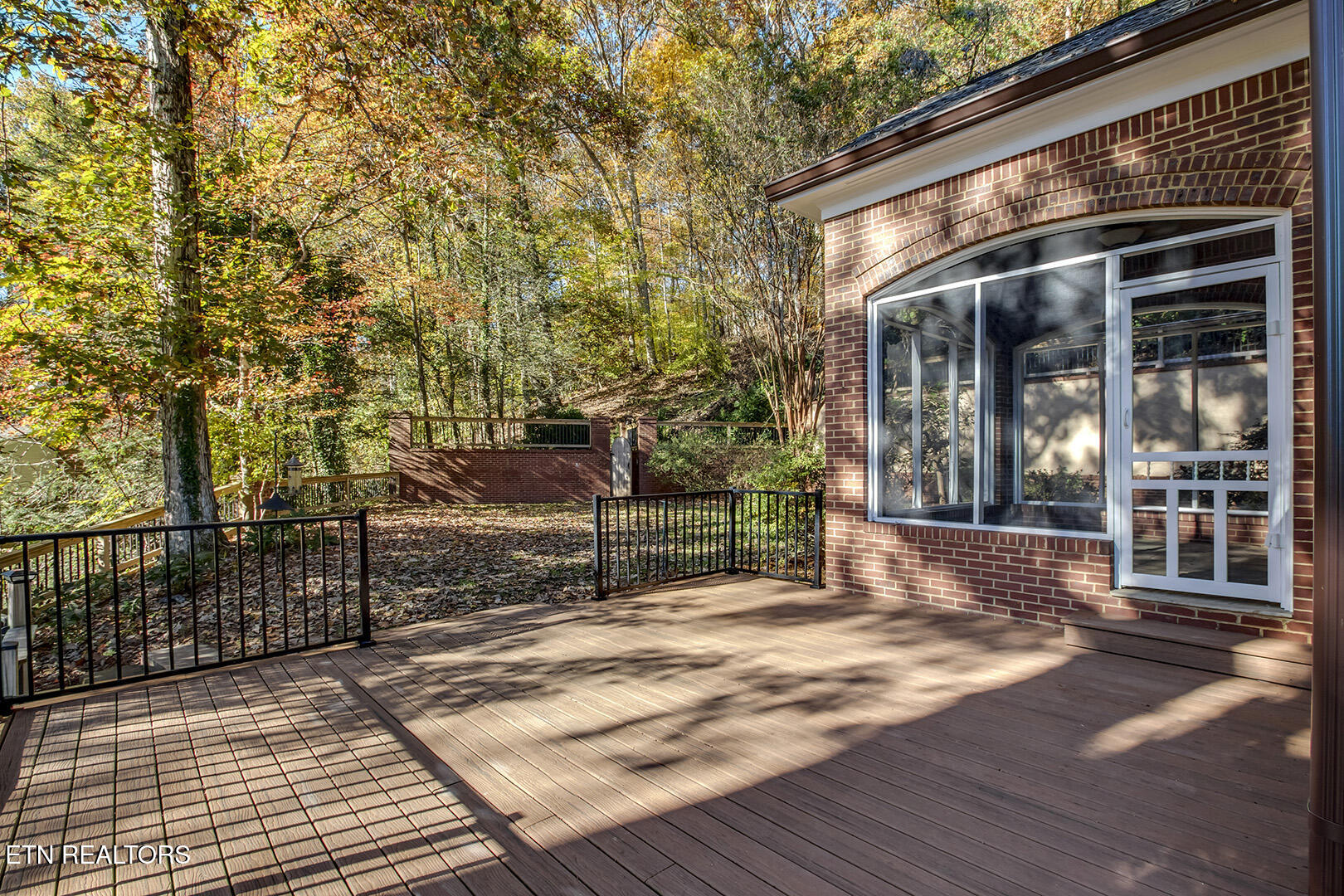 135 Amanda Drive Oak Ridge, TN 37830 - Photo 28 of 60 28_AmandaDrive_135_Deck