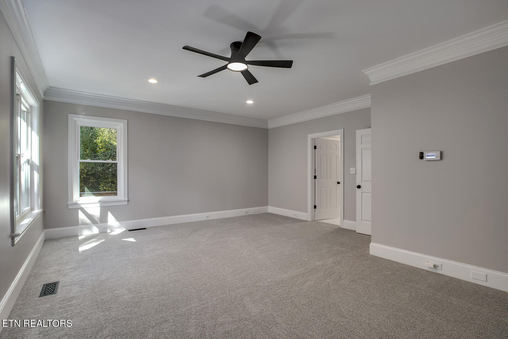 135 Amanda Drive Oak Ridge, TN 37830 - Photo 34 of 60 34_AmandaDrive_135_MasterBedroom02