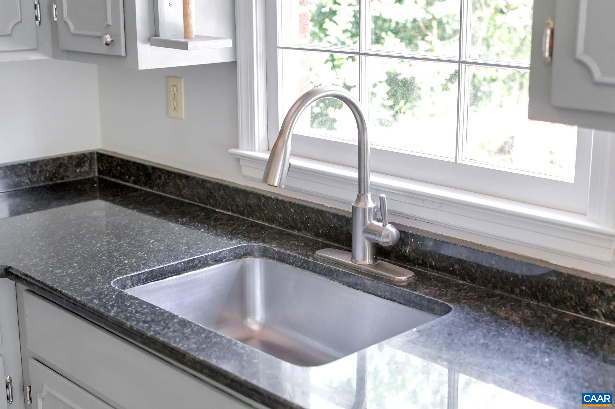 1525 Old Ballard Road Charlottesville, VA 22901 - Photo 11 of 42 Gallery Image 11