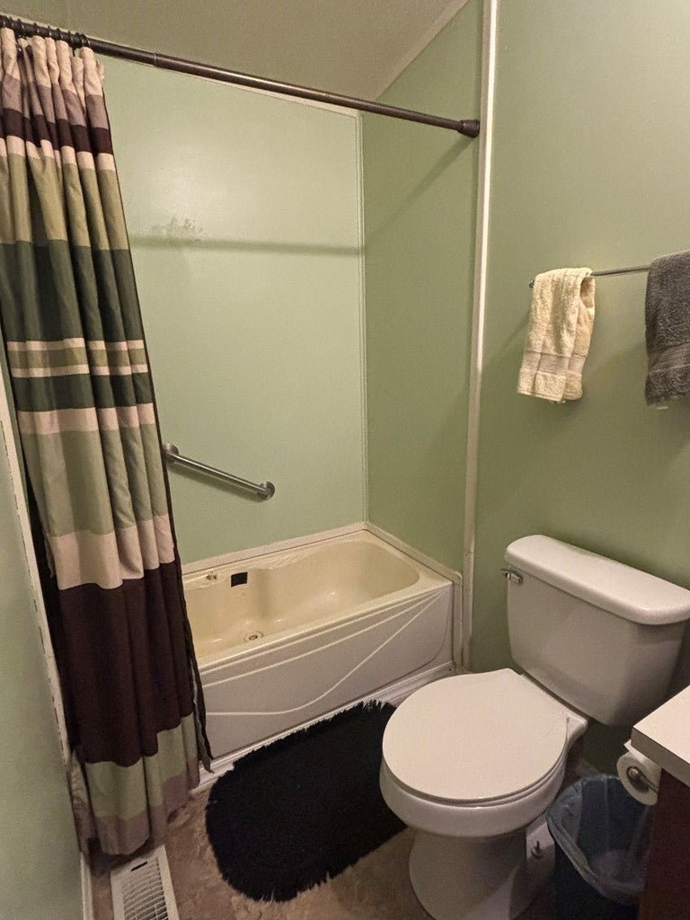 1712 Bandy Road Cedar Bluff, VA 24609 - Photo 17 of 27 Gallery Image 17