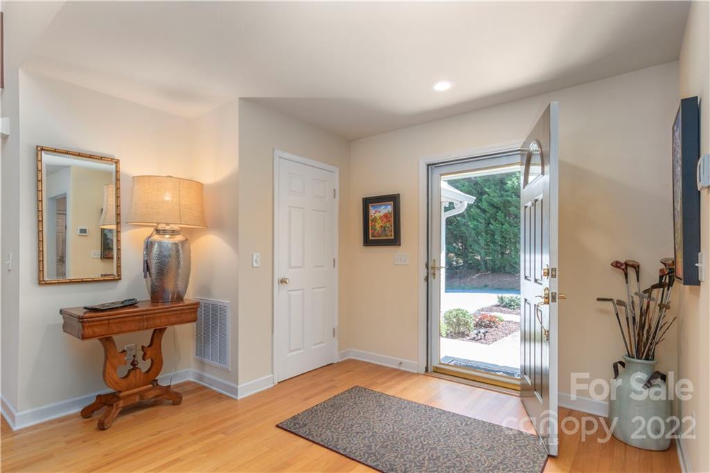 84 Spice Ridge Waynesville, NC 28786 - Photo 5 of 36 Gallery Image 5