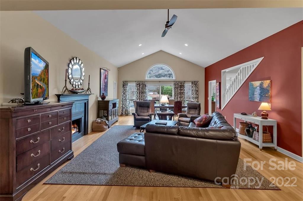 84 Spice Ridge Waynesville, NC 28786 - Photo 8 of 36 Gallery Image 8