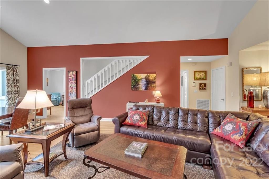 84 Spice Ridge Waynesville, NC 28786 - Photo 10 of 36 Gallery Image 10