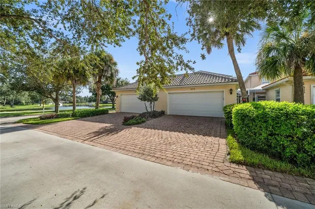 $520,000 | 6072 Towncenter Circle, Naples, FL 34119
