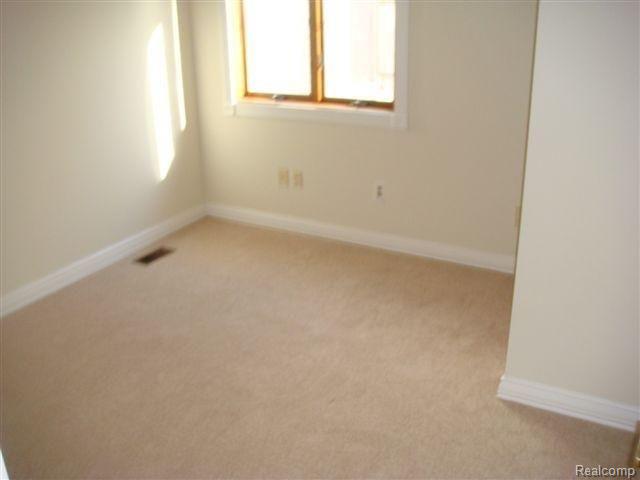 3241 Pointe Tremble Road Algonac, MI 48001 - Photo 14 of 25 DSC00979 (Small).JPG