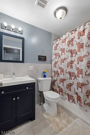 $2,900 | 73 Winans Avenue, Unit 1, Newark, NJ 07108