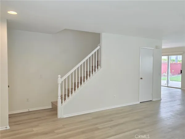 $4,000 | 32957 Bonita Mesa Street, Temecula, CA 92592