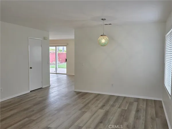 $4,000 | 32957 Bonita Mesa Street, Temecula, CA 92592