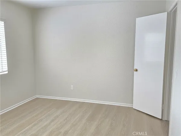 $4,000 | 32957 Bonita Mesa Street, Temecula, CA 92592