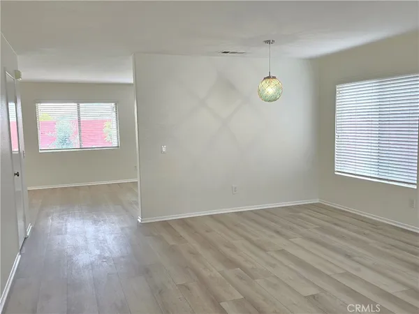 $4,000 | 32957 Bonita Mesa Street, Temecula, CA 92592