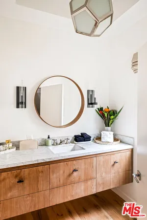 $27,500 | 129 Outrigger Mall, Marina del Rey, CA 90292