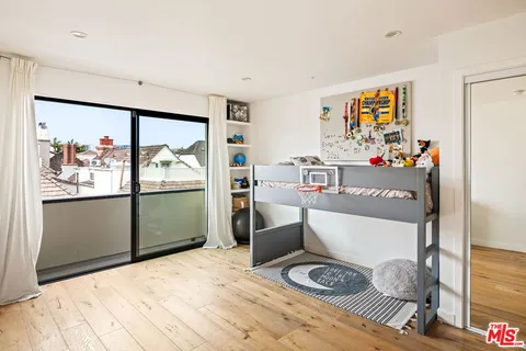 $30,000 | 129 Outrigger Mall, Marina del Rey, CA 90292