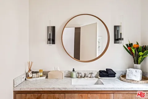 $30,000 | 129 Outrigger Mall, Marina del Rey, CA 90292