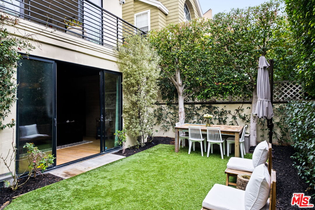 129 Outrigger Mall Marina del Rey, CA 90292 - Photo 48 of 54