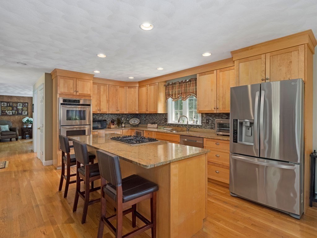 108 Chadwick Road Haverhill, MA 01835 - Photo 17 of 41