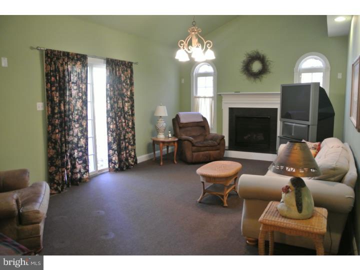 909 Fairview Road Glenmoore, PA 19343 - Photo 11 of 23 Family Room